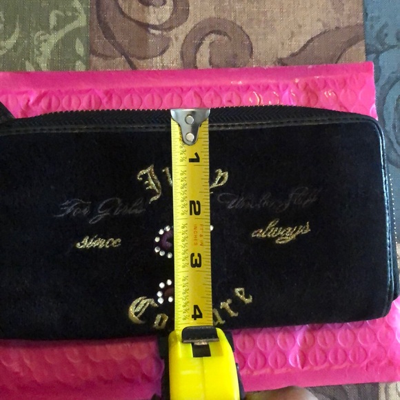 Juicy Couture Wallet❇️SOLD❇️ - Picture 8 of 8